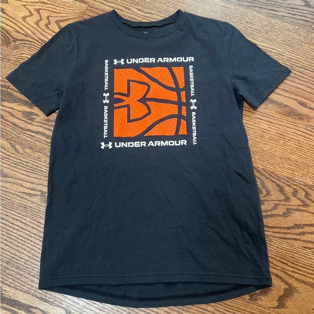 YLG under armour t-shirt